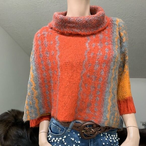 New Beautiful Pullover Sweater & Shawl - Picture 4 of 14